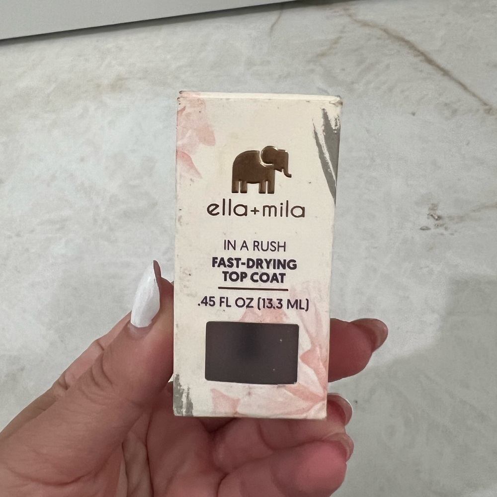 NEW Ella + Mila In A Rush Fast Drying Top Coat